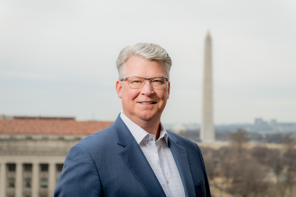 Image of Mark Peterson